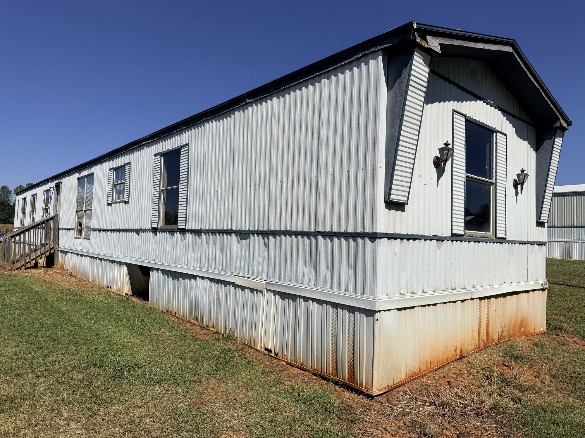 126 Creekside Rd