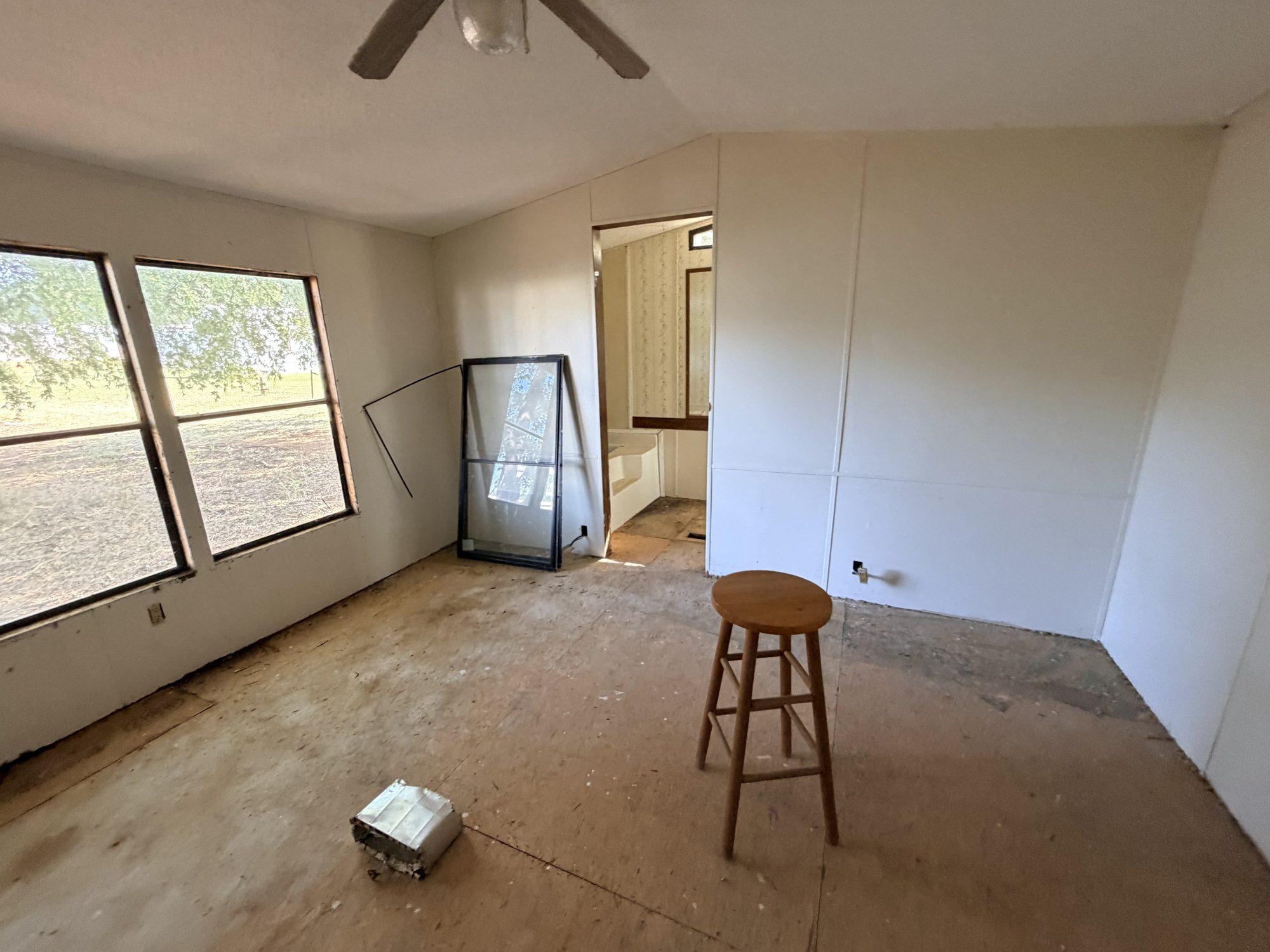 127 Creekside Rd