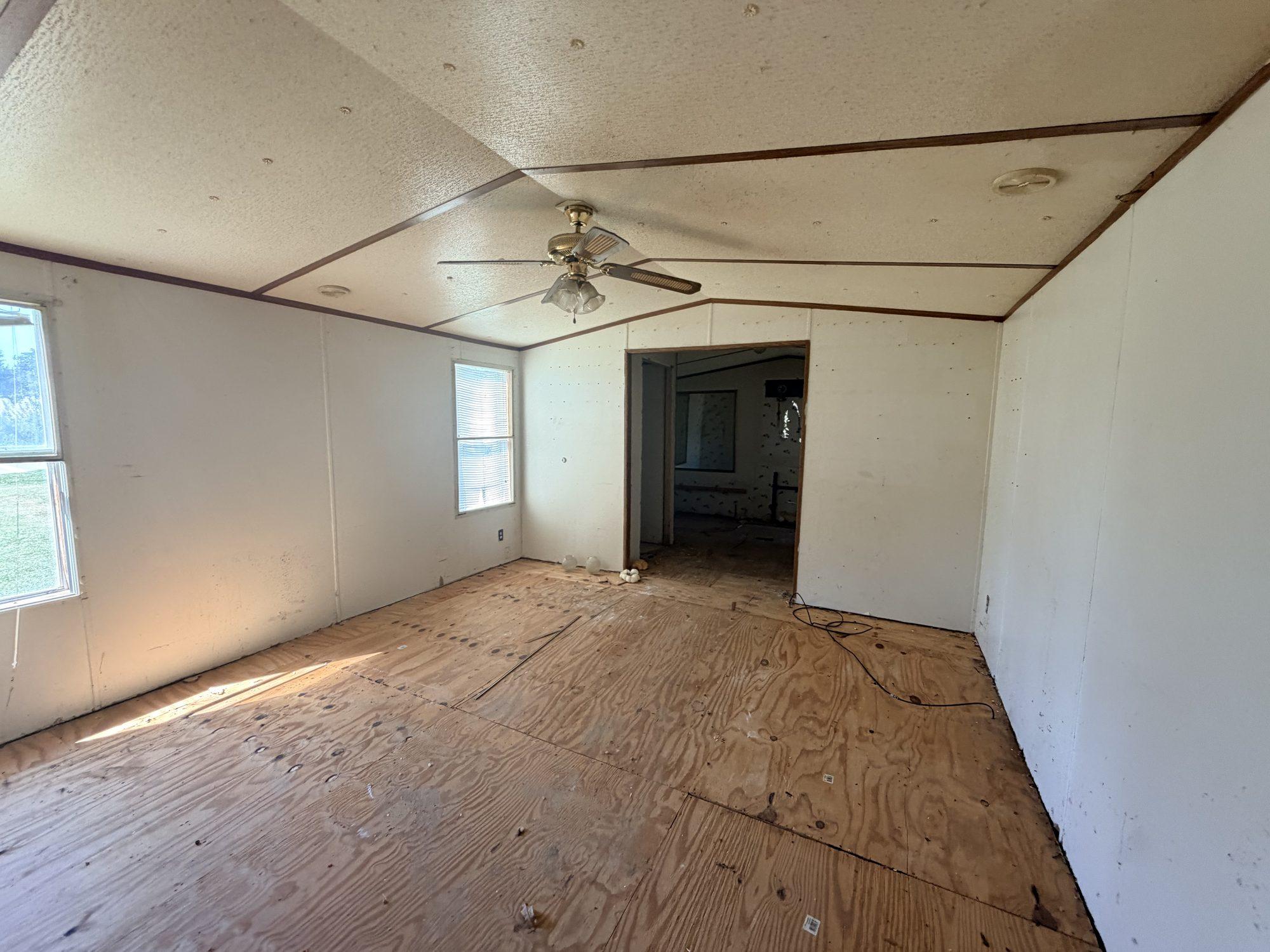 132 Creekside Rd