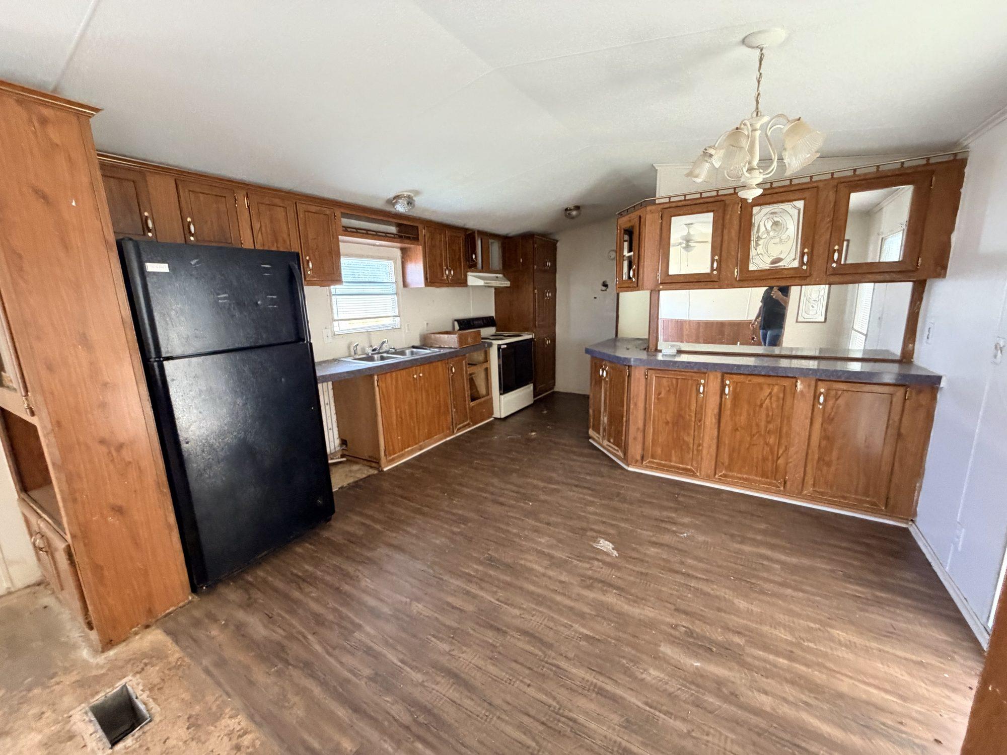 123 Creekside Rd