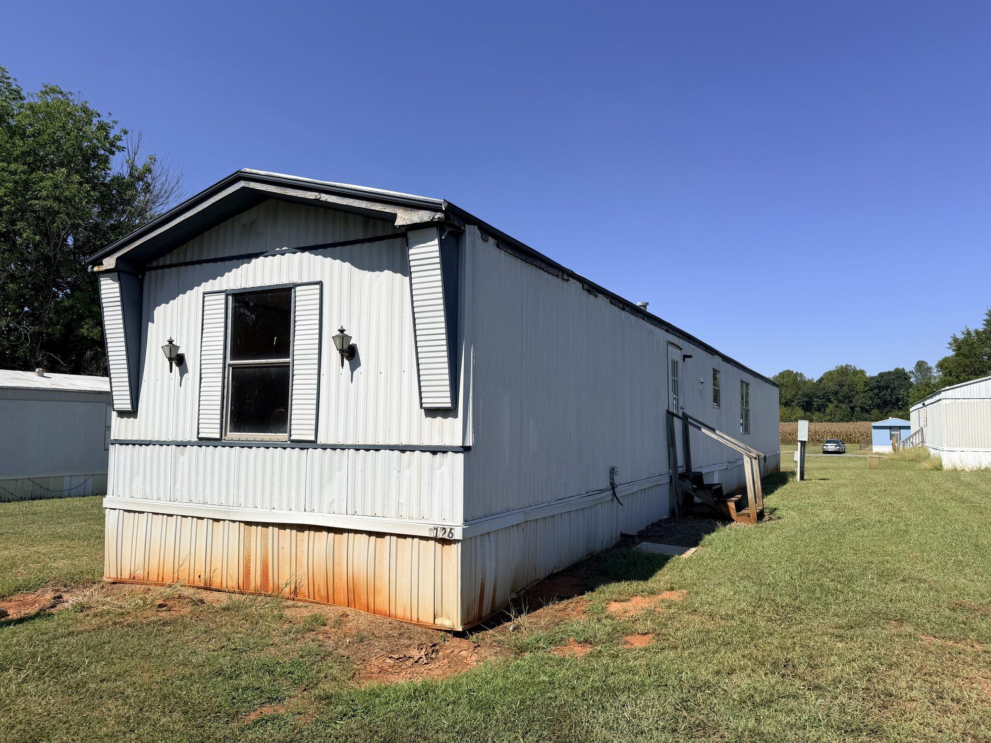 126 Creekside Rd