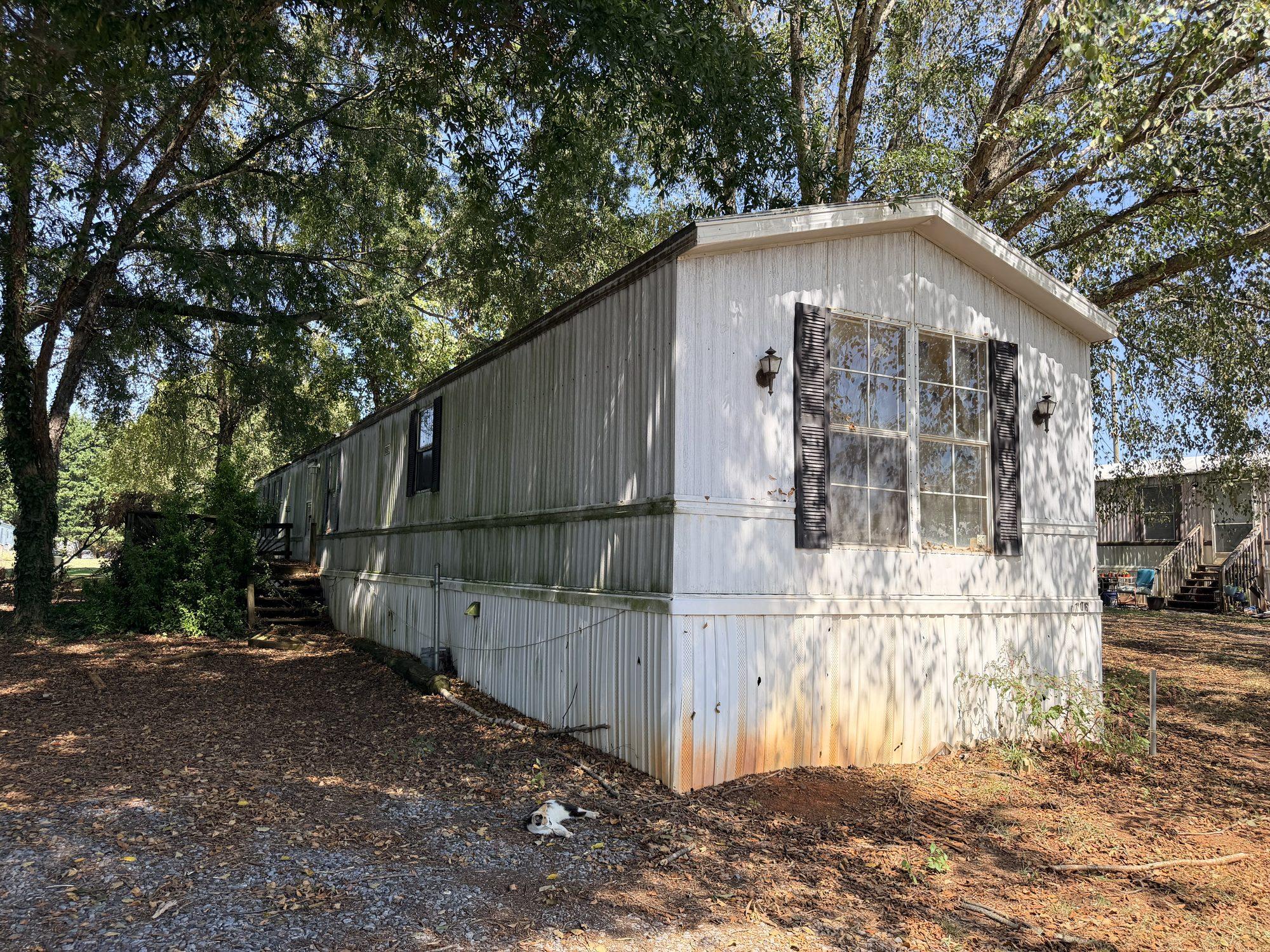 106 Creekside Rd